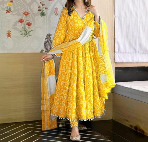 Buy Floral Embroidered A-line Kurta with Empire Waist Online at Best Prices  in India - JioMart.