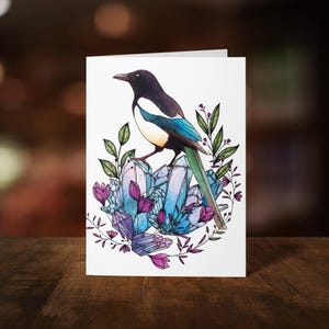 de voeux Pie en cristal | Illustration de la pie | Cristal magique | Carte de voeux en cristal | Art botanique | Art occulte | Papeterie sorcière