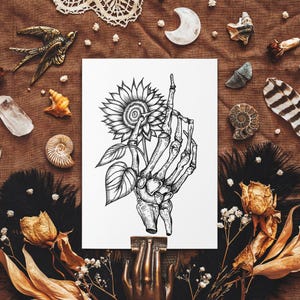 Carte postale squelette et tournesol - illustration florale gothique - art botanique sombre - noir et blanc - art squelette - papeterie gothique