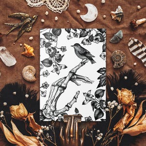 Skelett und Spatz Postkarte - Gothic Natur Illustration - Dark Botanical Art - Schwarz und Weiß - Skelett Kunst - Gothic Briefpapier