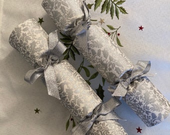Fabric Christmas Crackers