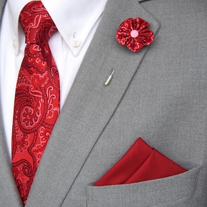 Handmade Red Lapel / Red Paisley Tie & Solid Red Pocket Square Set / Men&#39;s Suit Accessories / Men&#39;s Tie / Pocket Square