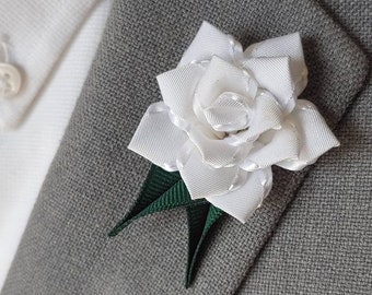 White Rose Lapel Pin/ Wedding Boutonniere/ Flower Lapel Pin, Groomsmen Lapel Flower