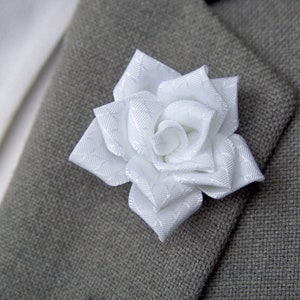 Handmade White Rose Lapel Pin -  Boutonniere / Lapel Flower / Men's lapel pin / Floral Pin / Rose Brooch / Flower Pin