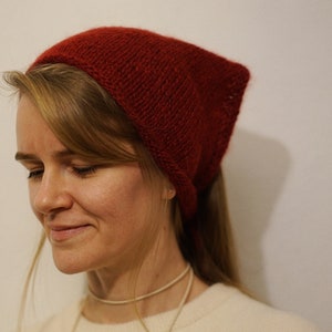 Vintage headscarf for women, hair kerchief, red headscarf, vintage accessories, hand knitted, head kerchief, made in Ukraine