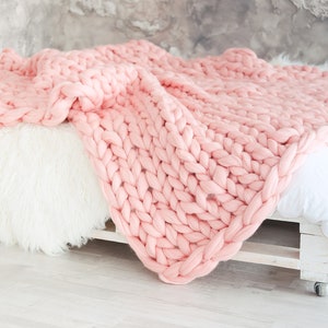Chunky knit blanket, merino wool blanket, hand knit blanket, weighted blanket, knit throw blanket, teenage girl gifts, unusual gifts, image 2