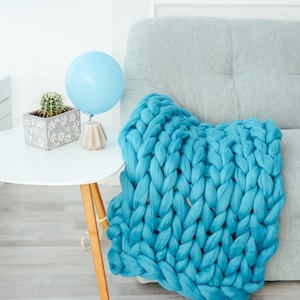 Chunky Knit blanket, gift for babyboy, Hand Knitted Blanket, Merino Wool Blanket, Giant Knit Blanket, Scandinavian Home Decor, Spring 2021