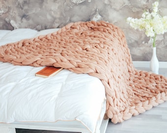 Chunky knit blanket. Chunky knit throw. Merino wool blanket. Giant knit blanket. Arm knit blanket. Super thick chunky blanket. Bulky blanket