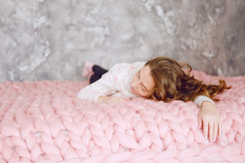 Chunky knit blanket, merino wool blanket, hand knit blanket, weighted blanket, knit throw blanket, teenage girl gifts, unusual gifts, image 7