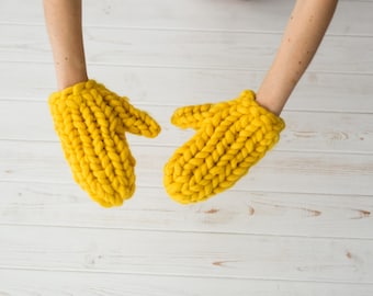 Knitted mittens, soft and cozy winter gloves the best gift for woman, warm knit gloves, chunky knit mittens