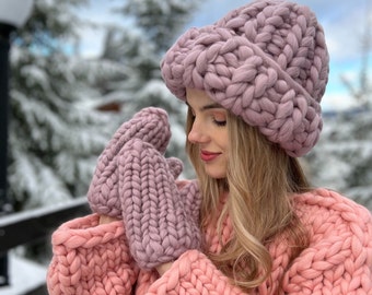 Women's wool knit hat, winter hat, helsinki hat, knit Hat, knitted chunky beanie, pastel shades hat, Merino wool, aesthetic collection