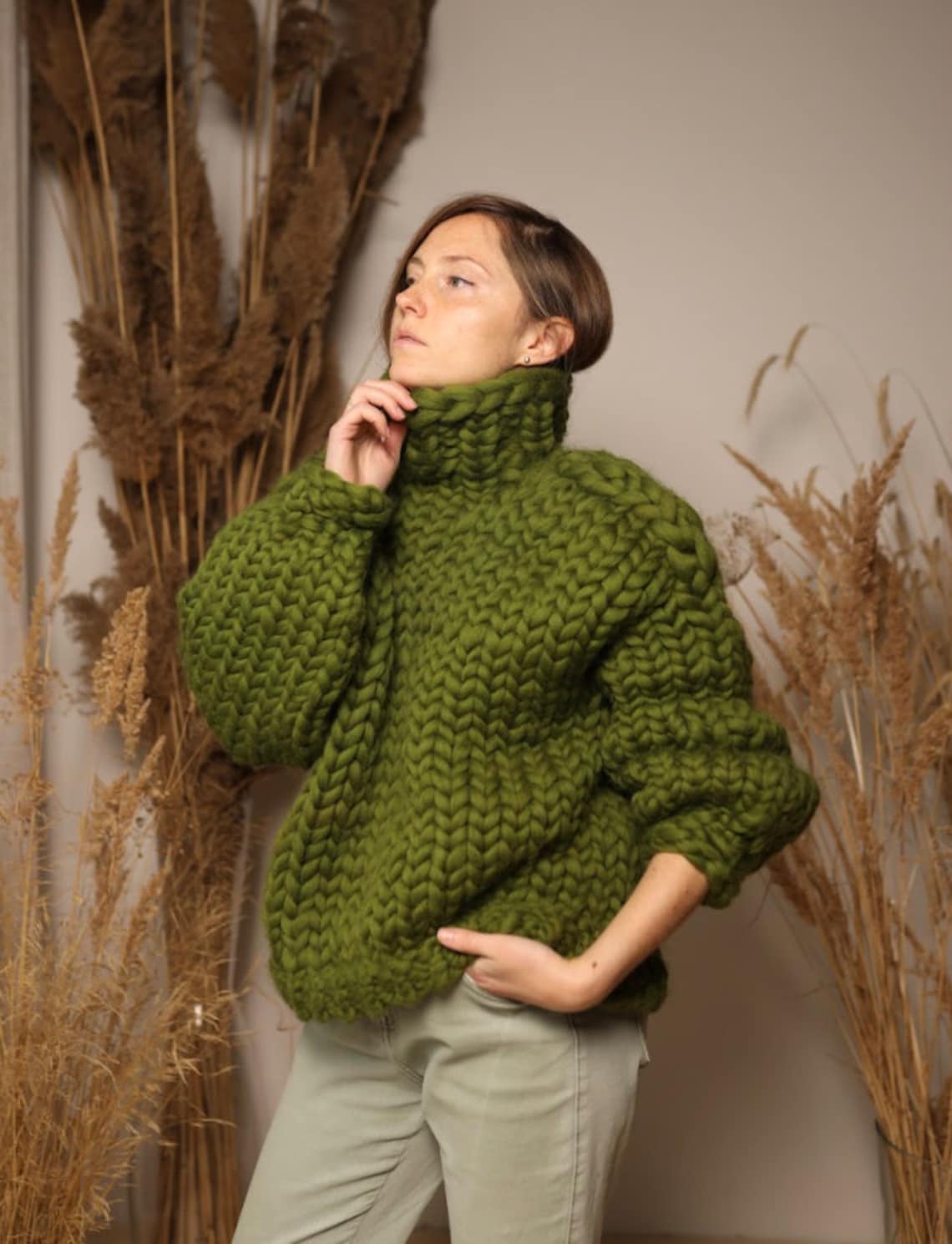 Women’s Oversized Turtleneck Knit Sweater with Bold Contrast Sleeve Trim