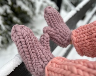 gants d'hiver, mitaines en laine, gants pour femmes, gants personnalisés, mitaines chaudes, gants au crochet, coffret cadeau d'hiver pour elle