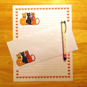 Darling Cartoon Cats - Stationery Set 12 Sheets 12 Envelopes - Snail Mail -  Pen Pal Letters - Lined Stationary Writing Paper