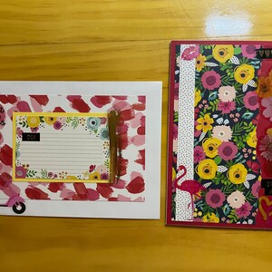 Cartes et enveloppes décorées à la main