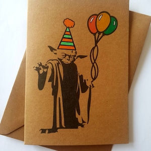 Cartão de aniversário Yoda feito à mão - Cartão exclusivo de Star Wars - Balões de aniversário - Chapéu de festa - Engraçado