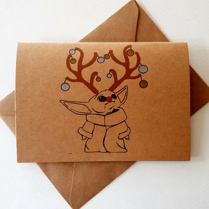 Biglietto di Natale fatto a mano Baby Yoda - Carta unica di Star Wars - Carino Bambino Yoda - Renna Baby Yoda - Natale Baubles - Divertente