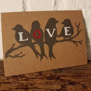 Handmade Love Card - Cute Love Birds Card - Verjaardag, Valentijnskaarten & Bruiloft - Unieke vogels op een tak - Chic