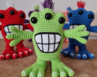 Alien Crochet Pattern - Arnie the Alien Pattern - PDF in US and UK Terms - Alien Toy Crochet Pattern