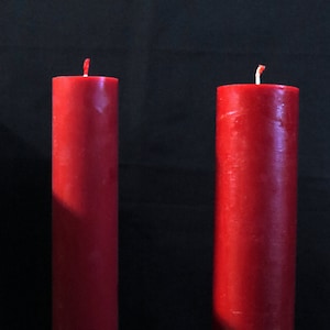 handmade, red beeswax candle - 28cm high - altar candle - ritual candle - prayer candle - magic - solemn candle - christmas candle