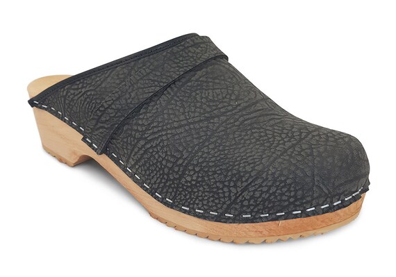 vegan clogs