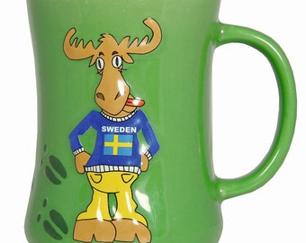 Mug moose in green