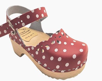 Children's clogs, sandals red/white dotted