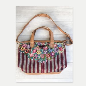 Huipil | Vintage Huipil | Tecido maia vintage | Bolsa feita na Guatemala | Bolsa étnica | Bolsa artesanal | Bolsa conversível guatemalteca