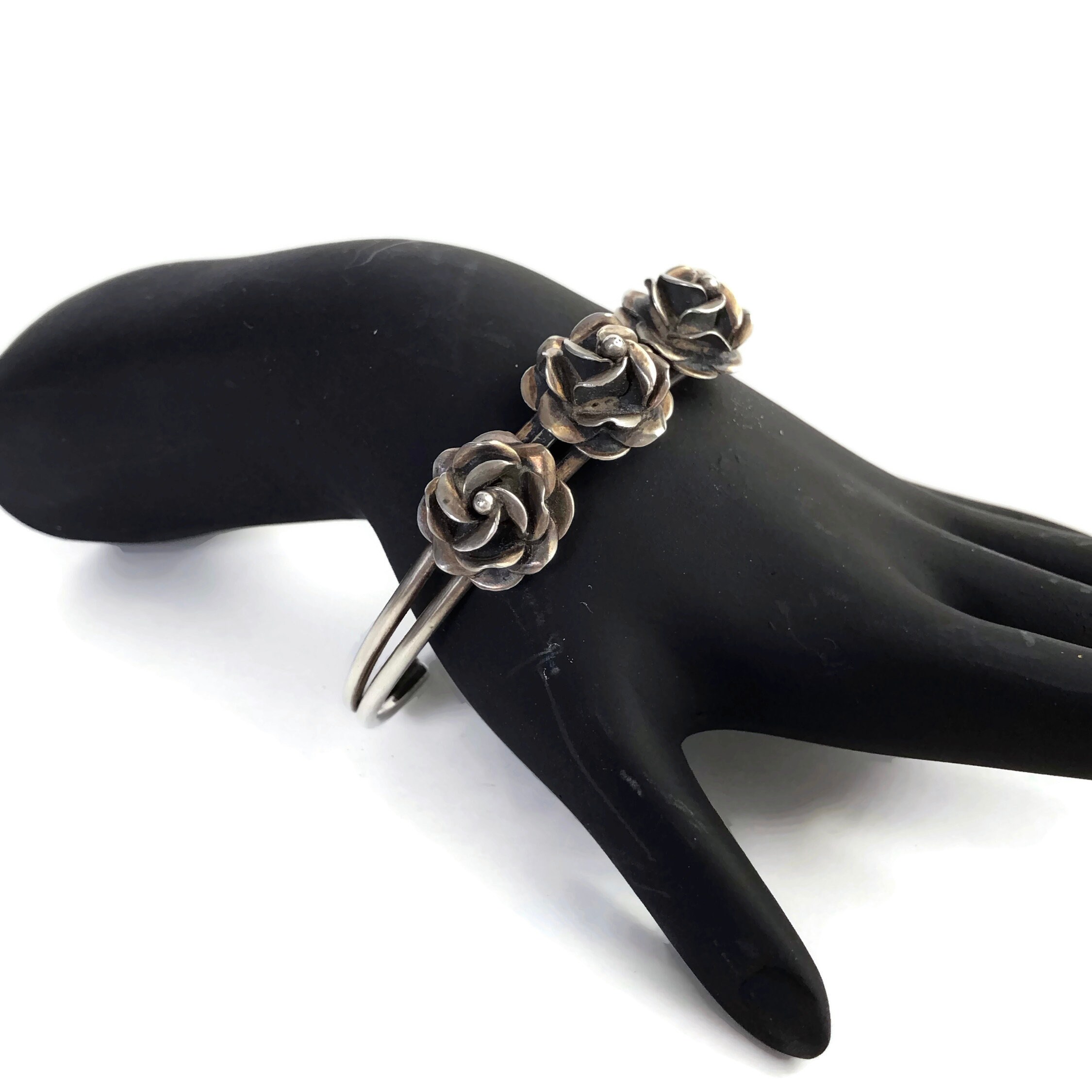 rose cuff