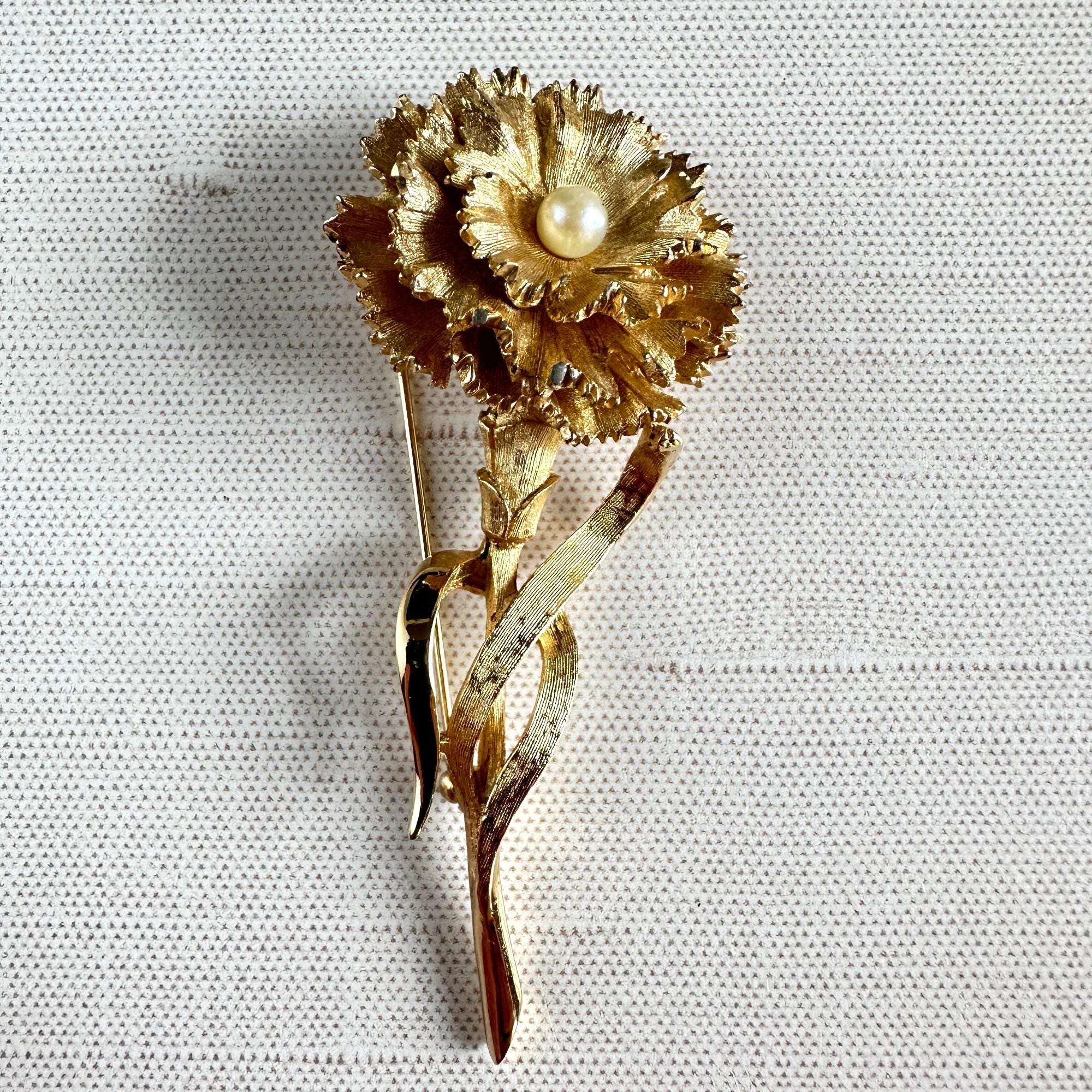 Boucher Brooch - Etsy