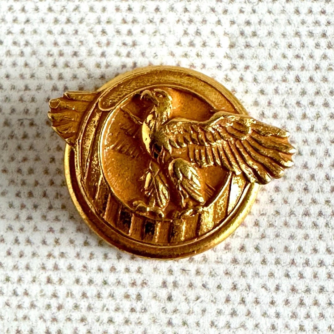 Usmc Ruptured Duck WWII Ruptured Duck Honorable Service Lapel Button Discharge Insignia - Etsy