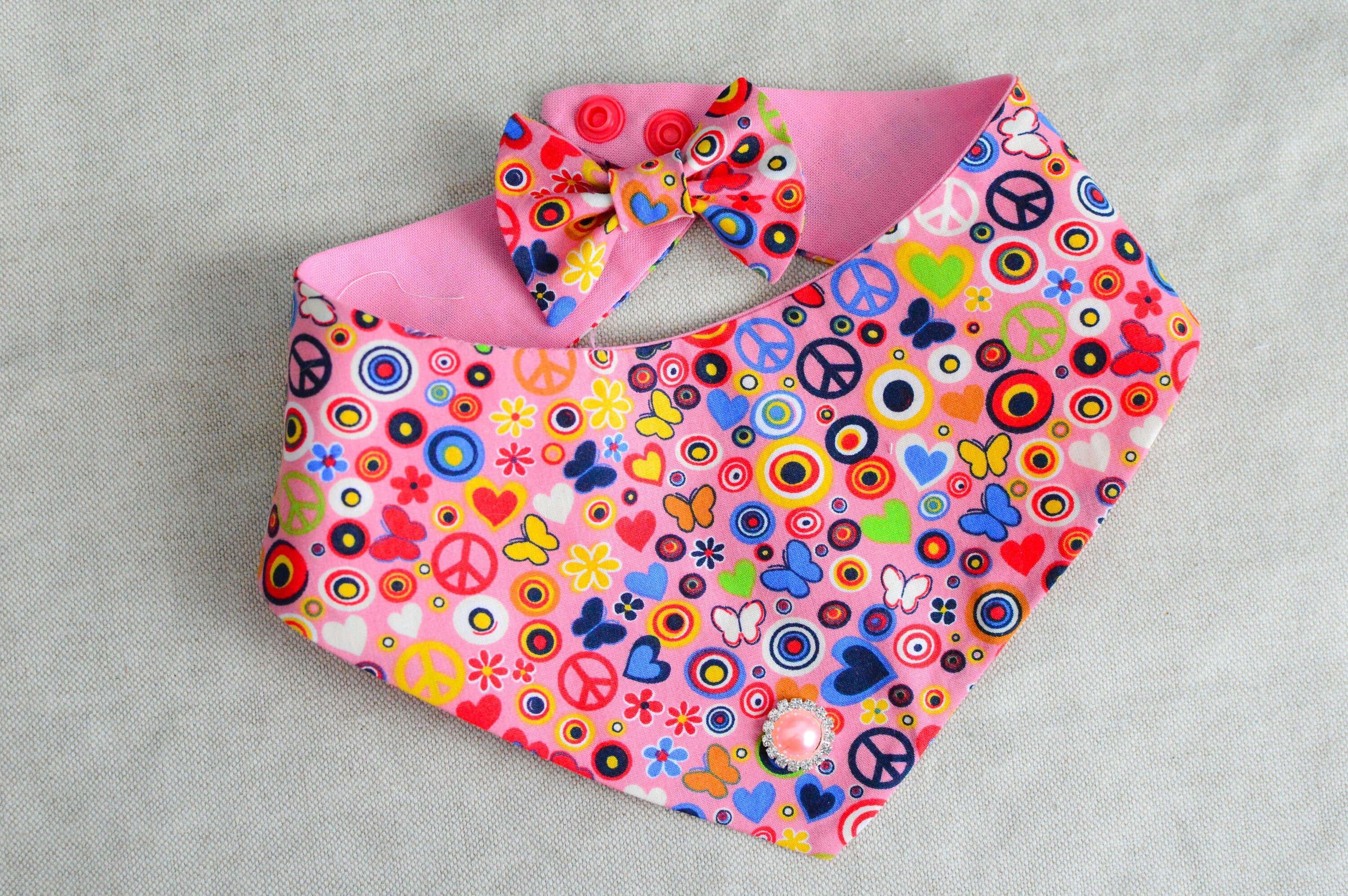 Jolie Bandana Pour Chien & Chat Rose Peace & Love avec Noeud Assorti