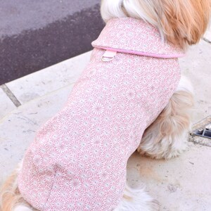 Manteau Rose Pour Chien Et Chat, Motif Fleur Blanche, Manteau Petit Chien, Accessoire Chaud Hiver Polaire, Manteau Sur Mesure image 3