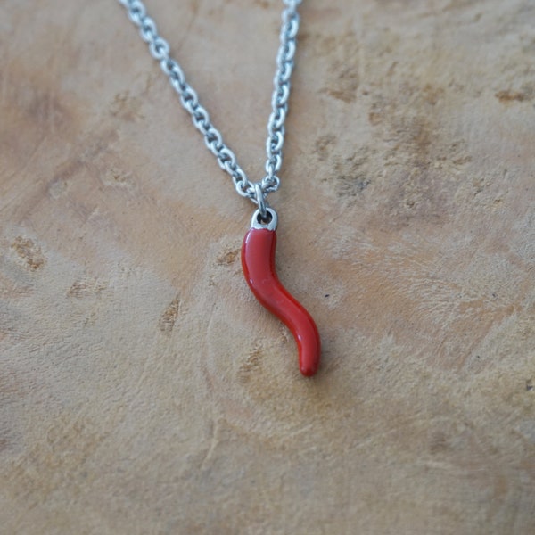 Italian Horn gift - Italian Horn necklace- Red Hot Chili pepper - collier piment rouge - Red Italian Horn Cornicello Peperoncino Cornutto