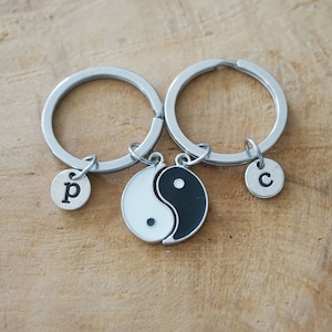 Yin Yang Keychain - Couple Gift - Best Friends Set of Two - Boyfriend - Wife Husband Set - Matching Keychains - Yoga Gift