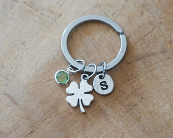 clover keychain - porte clé trèfle quatre feuilles - porte bonheur - lucky clover - cadeau anniversaire amitié - amie collègue -maman mamie