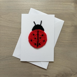 Carte de voeux coccinelle 100 % recyclée au crochet A6, carte coccinelle, carte d'anniversaire coccinelle, carte coccinelle au crochet