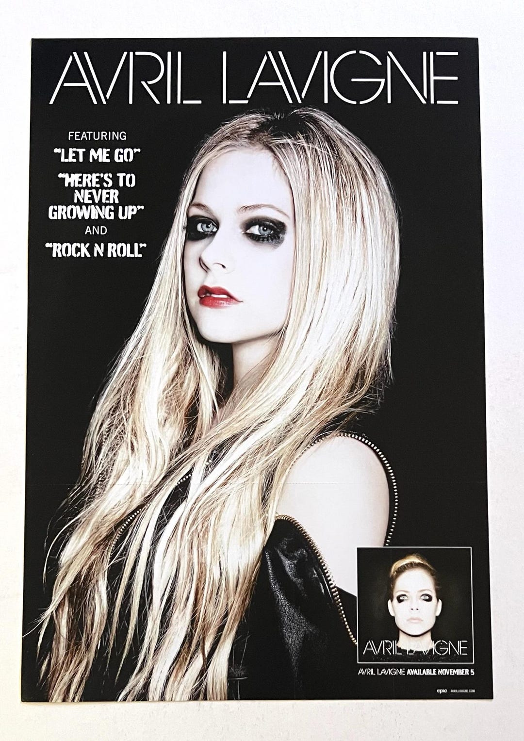 Avril Lavigne Album Poster: Double-sided Perforated Print - 2013