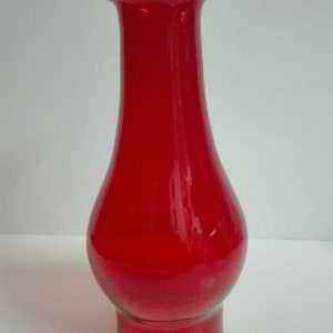 Lámparas eléctricas / de aceite de chimenea superior con cuentas de vidrio rojo rubí (instalador de 2 1/2&quot;)