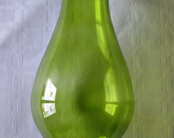 Cheminée à volants en verre VERT LIME pour lampes à huile (monteur 2 1/2")