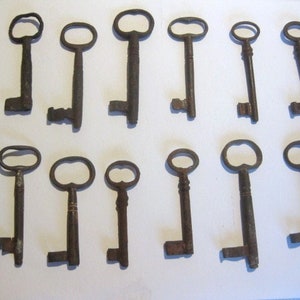 Lot of 12 Cast Iron Keys,Antique Door Keys, Antique Skeleton Key, Antique Keys, Vintage Keys, Old Rustic Keys, Fancy Keys