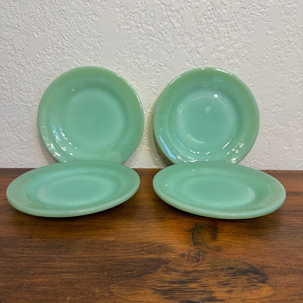 Vintage Fire-King Jadeite Restaurant Ware Bread and Butter Plates 5 1/2”” (set of 4) with FREE SHIPPING available