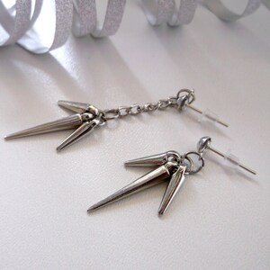 One spike earring, silver spike dangle, mood spike stud, short spike dangle, guys dangle, goth dangle, spike set earring, long spike dangle