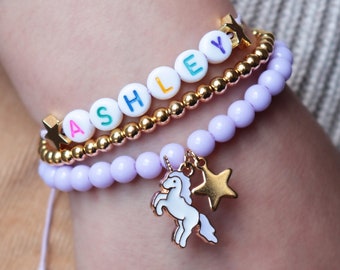 3 bracelets personnalisés pour enfants pour les filles Bracelet nom de licorne violet Anniversaire de licorne Petites filles cadeaux bijoux personnalisés Faveurs de fête Licorne