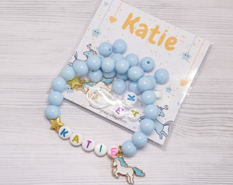 DIY Licorne nom bracelet Enfants bracelets personnalisés Cadeau pour petite sœur Licorne bleue faveur de fête Licorne bijoux fabrication kit d’artisanat