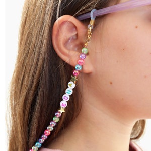 Personalisierter Kinder-Sonnenbrillenhalter, individuelles Geschenk für kleine Mädchen, Kinder-Sonnenbrillen-Lanyard, Name, Perlen-Brillenkette, Kinder-Brillen-Halskette