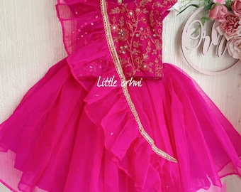Hot Pink Lehenga con bordado / Lehenga Choli Organza Ruffel Dupatta para niñas / Baby Lehenga / Eid Dress Toddler Lehenga Choli para niña