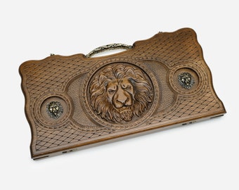 Handle luxury backgammon, engraved backgammon with bronze lion and bronze details