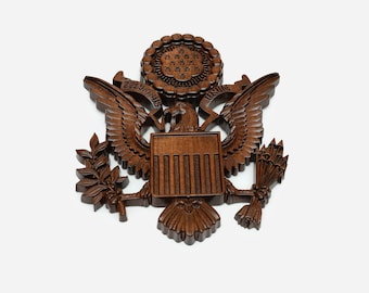 Wooden engraving coat of arms USA.