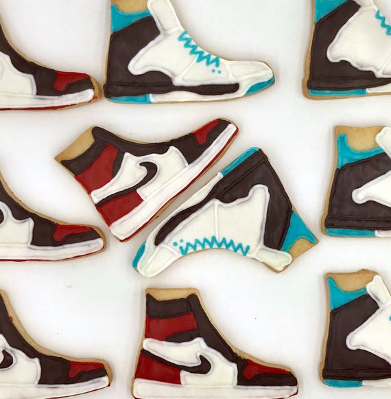 Sneaker cookies, adidas cookies | Sugar cookies decorated Sneaker cookies, adidas cookies | Sugar cookies decorated